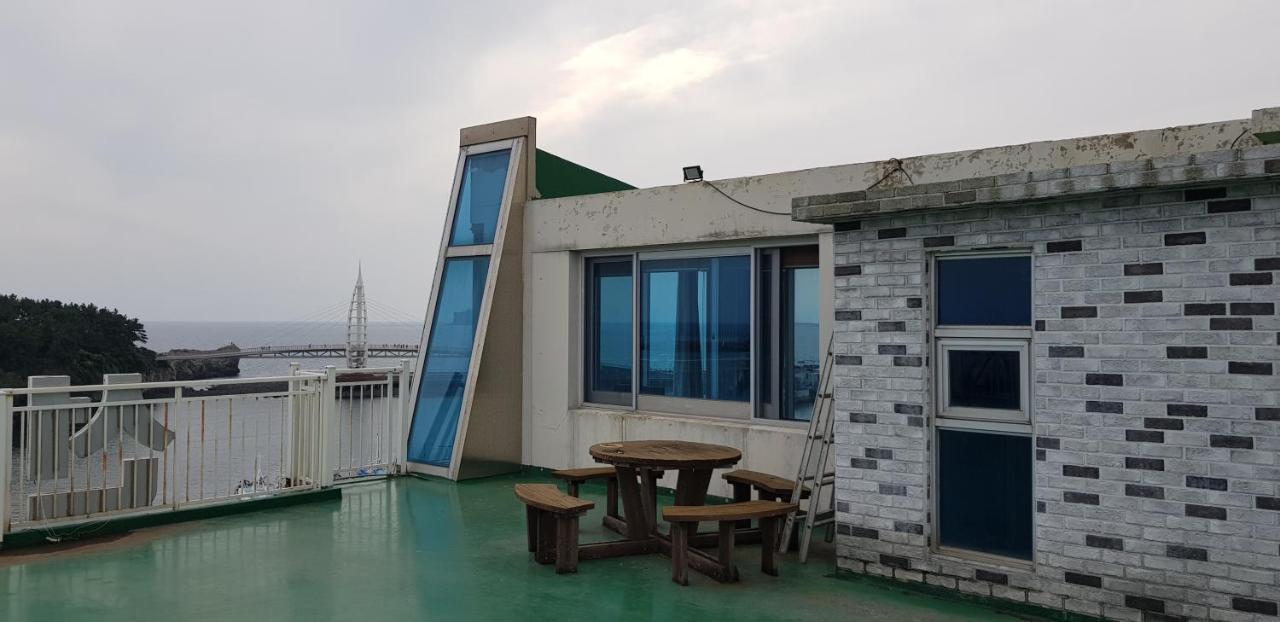 Seom Story Pension Seogwipo Exterior foto
